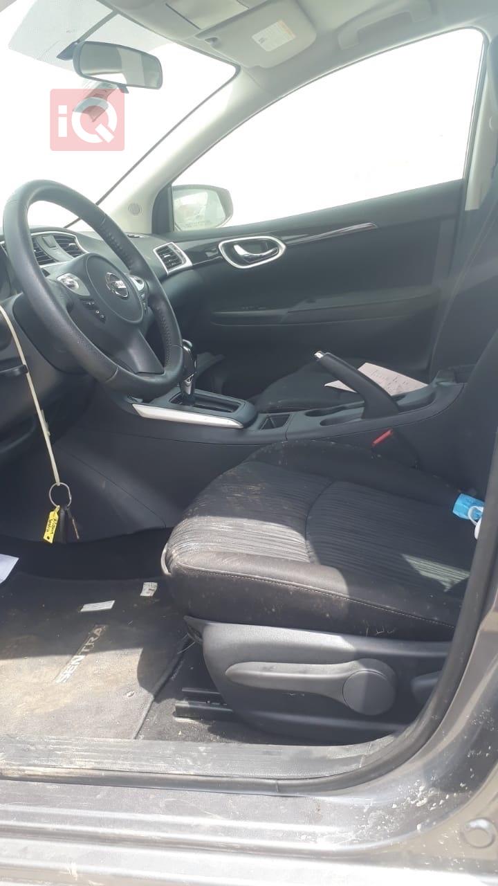 Nissan Sentra